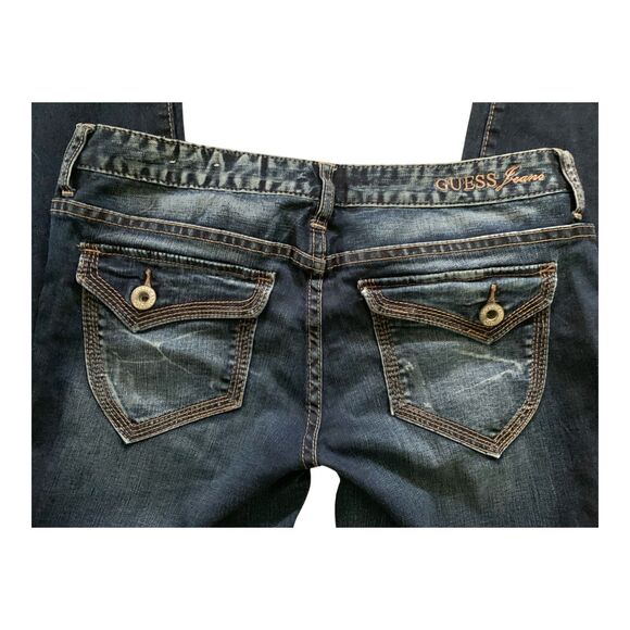 GUESS Jeans Flirty Bootcut dark denim button pocket ladies size 30 - Picture 4 of 5